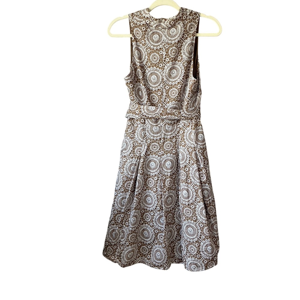 Evan-Picone Brown White Medallion Lace Sleeveless Wrap Dress Belted Size 10 - Picture 2 of 8